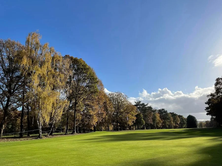 Golf de Jumieges — photo 1